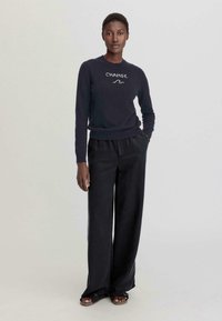 hessnatur Strickpullover - marine