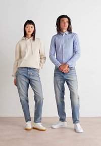 Tommy Jeans ISAAC UNISEX - Jeans baggy - denim medium