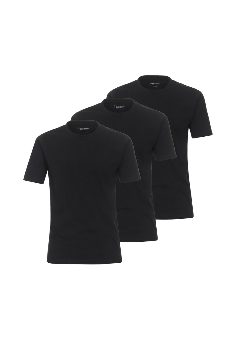 Drie zwarte t-shirts van katoen, met korte mouwen, een ronde hals en een eenvoudig ontwerp zonder versieringen.