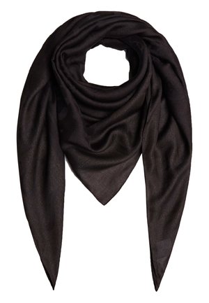 Miękki, czarny, trójkątny szalik z subtelnym teksturowanym wzorem, złożony i ułożony tak, że zwisają ostre końce.