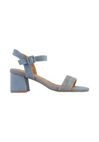 Blaue Wildledersandalen mit einem gewobenen Textur über dem Zehenriemen, Knöchelriemen mit Schnalle und einem mittelhohen Blockabsatz. Flaue Sohle, offenes Zehendesign.