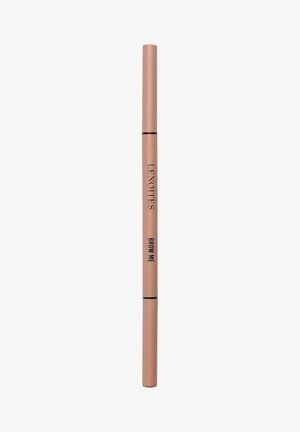 Crayon à sourcils dans un tube rose mince avec une finition mate. Présente un texte noir "BROW ME" et une bande noire près du centre.