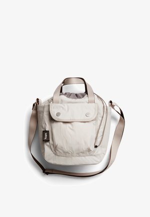 Bellroy CINCH BUCKET - Sac bandoulière - oat