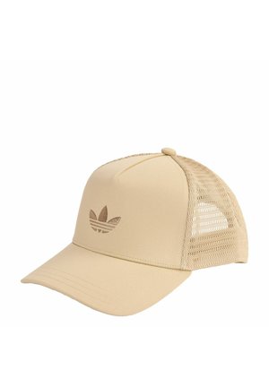 Beige Adidas pet met een stevig voorpaneel, gebogen klep, mesh achterkant en tonale Adidas trefoil-logo op het voorste midden.