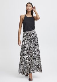 b.young BYMMMJOELLA MAXI SKIRT - Falda larga - black leo mix