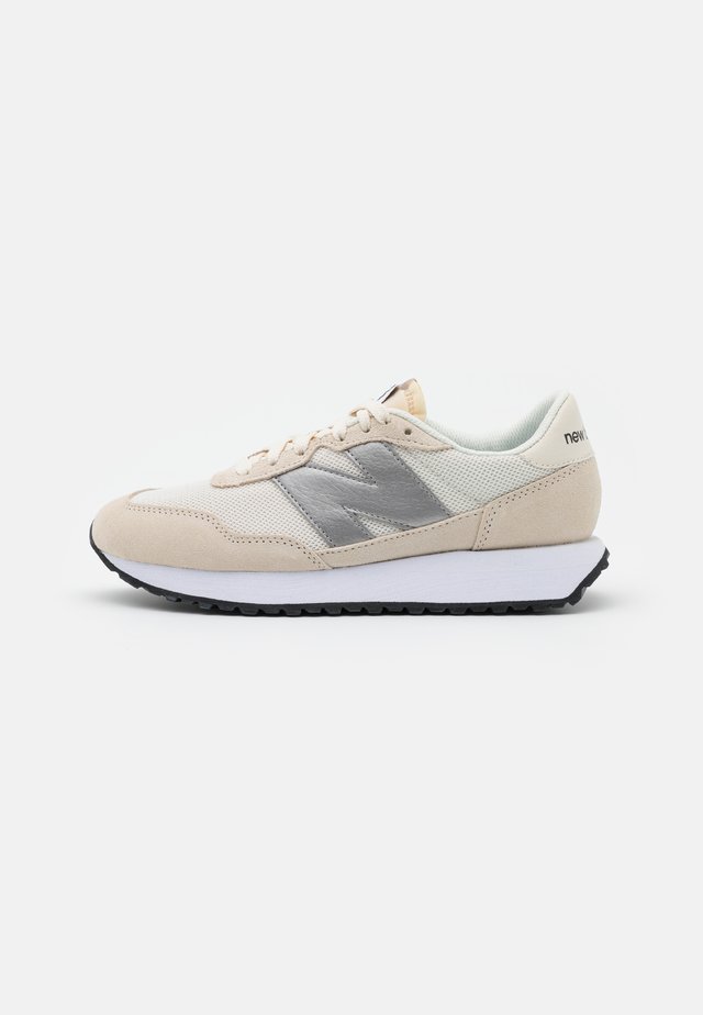 WS237 - Trainers - sea salt