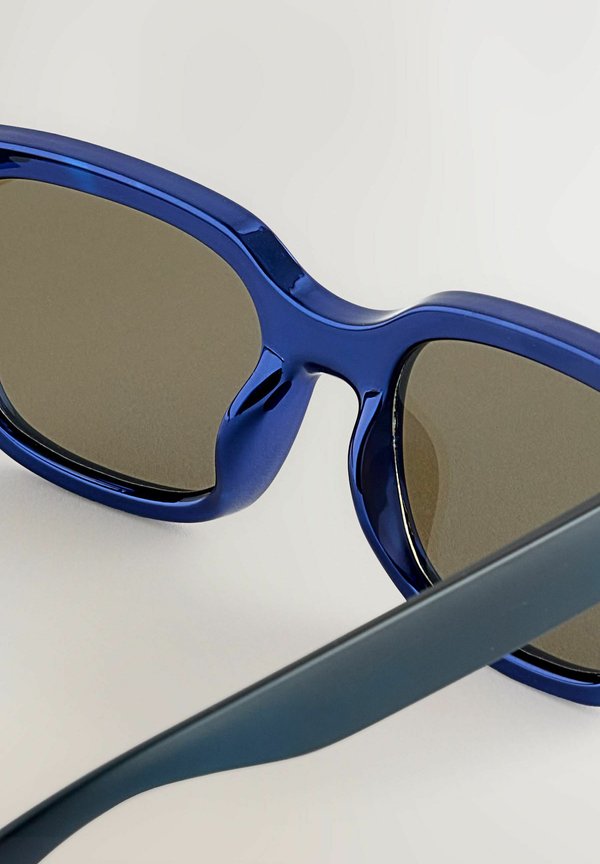 Sonnenbrille – metallic purple