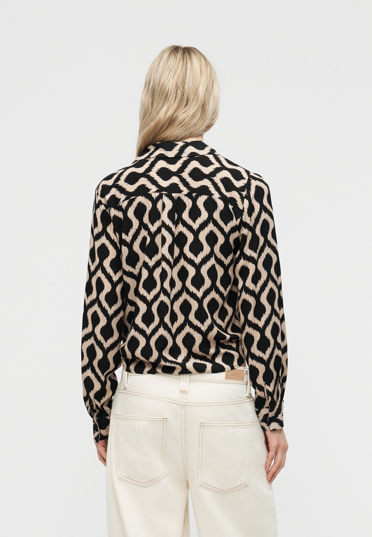 ONLNOVA LIFE KNOT SHIRT