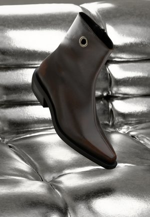 VIOLET - Bottines - brown