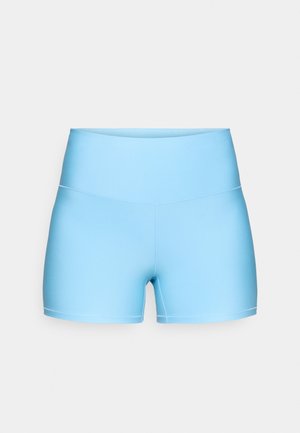 Světle modré sportovní šortky s vysokým pasem, vyrobené z hladkého materiálu. Mají minimalistický design s bílými švy jako akcenty.