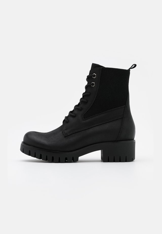 Platform-nilkkurit - black