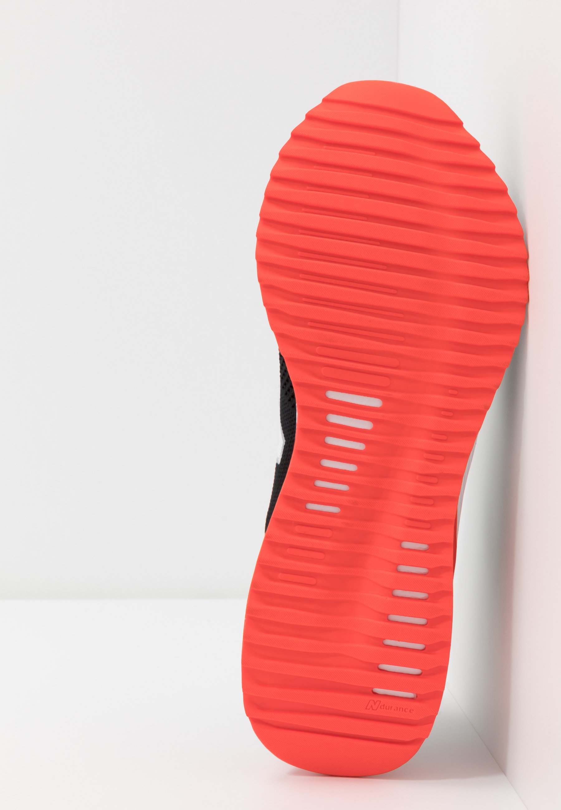 new balance calcetto