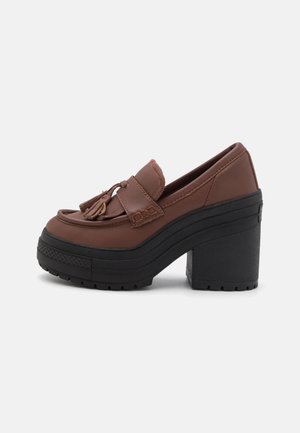 CHUCK 70 DE LUXE LOAFER - Kõrge kontsaga kingad - dark roast/black