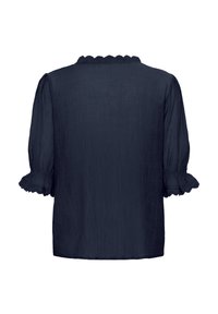 Blusa blu navy con maniche a sbuffo corte, scollatura a onda e rifiniture in pizzo alle maniche. Tessuto testurizzato con un design morbido e fluente.