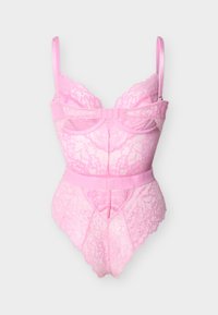 Ροζ κορμάκι από δαντέλα με ρυθμιζόμενους ιμάντες ώμου, κύπελλα με μπανέλα, κούμπωμα με αγκράφες και λεπτομέρεια με κυματιστό τελείωμα.