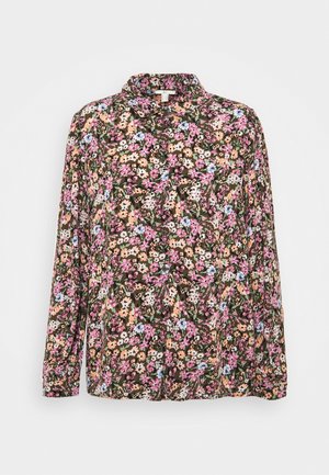 Chemisier à manches longues boutonné avec imprimé floral multicolore sur fond foncé, comprenant des fleurs roses, blanches, bleues et orange avec des feuilles vertes.