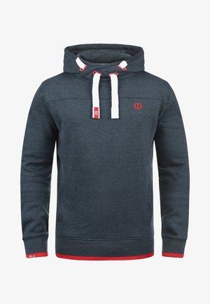 Tumedast hallist kangast dress, sujuva tekstuuriga, valgete nööride ja punaste aktsentidega. Omab logo rinna peal ning soonikkoes varruka- ja alläärtega.