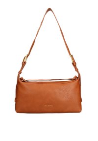 Borsa a mano in pelle marrone con finitura testurizzata, una lunga tracolla regolabile e dettagli in metallo color oro, dotata di chiusura a zip e logo.