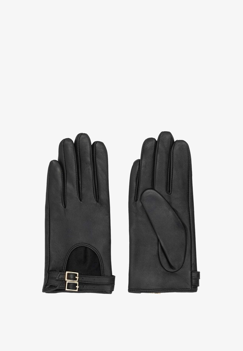 Gants en cuir noir avec une texture lisse, trois doigts allongés et un design de poignet ouvert, arborant un accent de boucle décoratif.