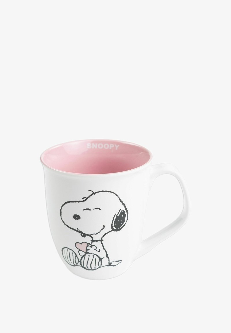Tazza in ceramica bianca con forma arrotondata, interno rosa e un'illustrazione in outline nera di Snoopy che tiene un cuore. "SNOOPY" stampato all'interno.