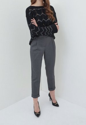 Chino - dark grey