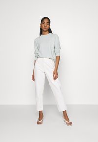 Vero Moda VMDOFFY O-NECK NOOS - Camisola - jadeite