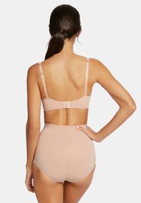 Wolford Slip - rose tan