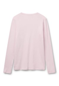 Długo lubiana koszula z długim rękawem w delikatnym różowym kolorze, z okrągłym dekoltem i prostym krojem. Widok z tyłu ukazuje prosty, bez ozdób design.