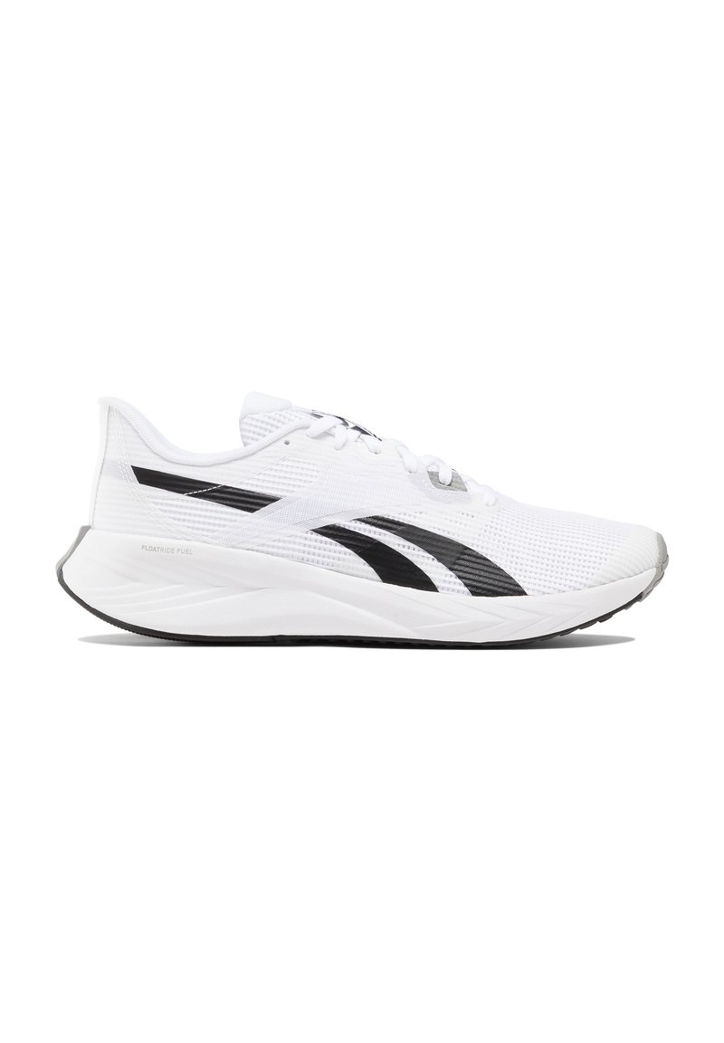 Zapatillas de running blancas con acentos negros, que cuentan con una parte superior de malla, diseño de cordones, suela acolchada y superficie texturizada para transpirabilidad.