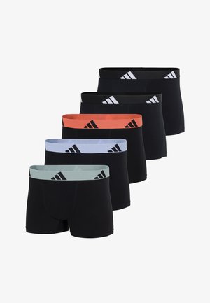 Fünf Paar schwarze Boxershorts mit elastischem Bund in Grün, Hellblau, Orange und zwei Schwarze, jeweils mit dem Adidas-Logo versehen.