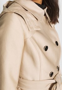 Morgan Trenchcoat - beige