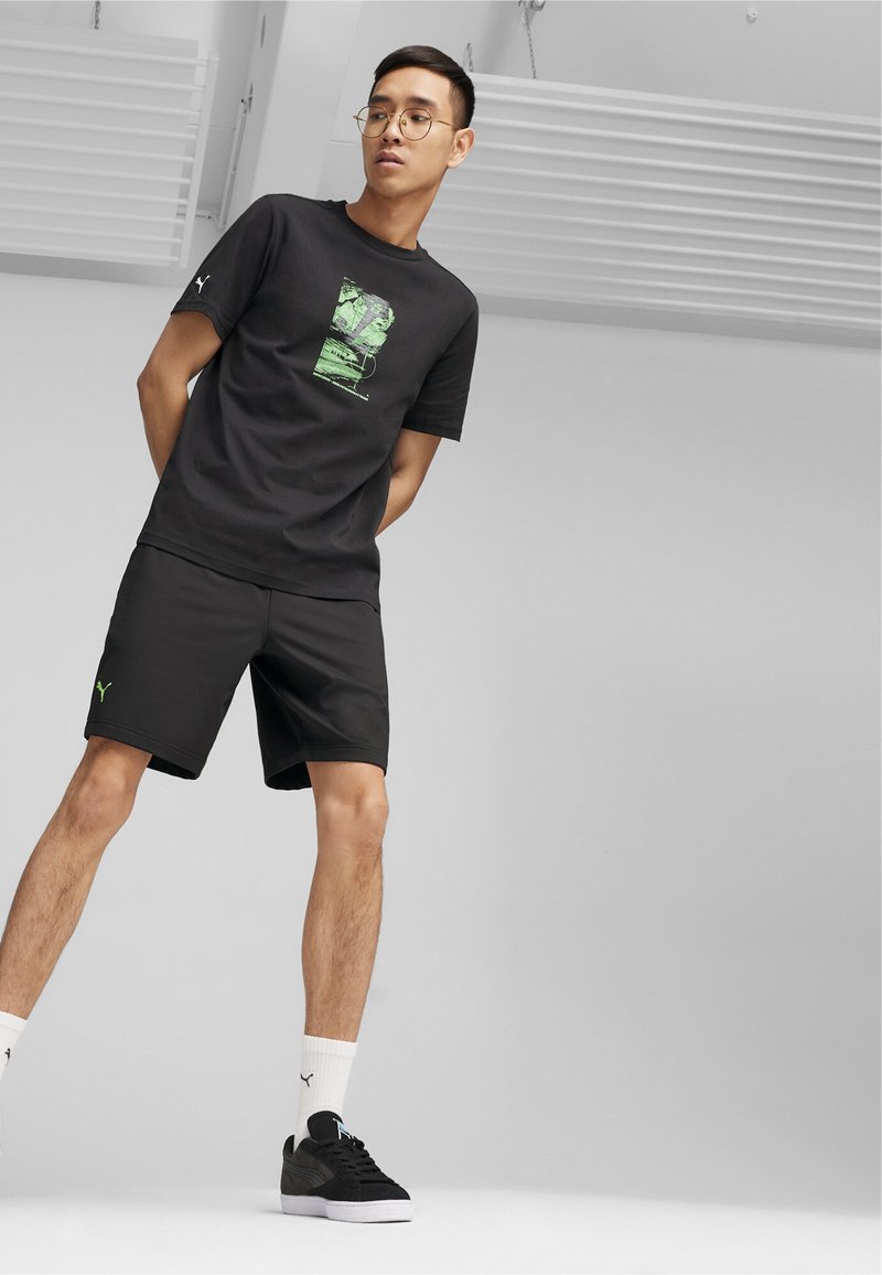 Puma MERCEDES-AMG PETRONAS MOTORSPORT MIT GRAFIK - Tričko s potlačou - black