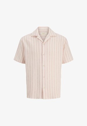 Cămașă cu mâneci scurte, cu nasturi, având bază bej deschis și dungi verticale subțiri în roșu și albastru, cu guler clasic.