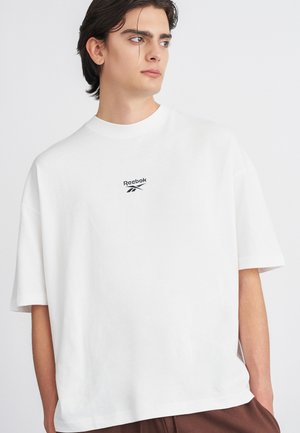 MOUNTAIN  - Apdrukāts T-krekls - white