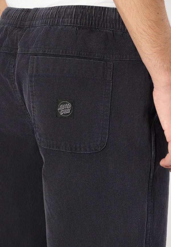 CHILL UNISEX - Shorts2