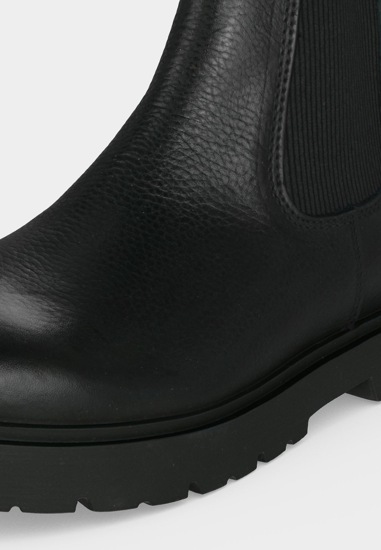 HIGHWOOD SLIP ON MID LENA UNISEX