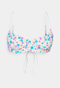 Top bikini con un motivo floreale che presenta fiori rosa, blu e viola su uno sfondo chiaro. Spalline bianche regolabili e dettagli con lacci davanti.
