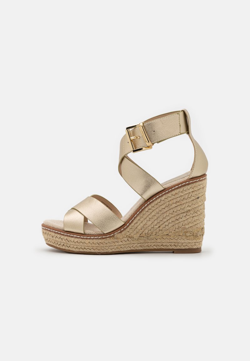 Marks & Spencer Sandales à plateforme gold/doré ZALANDO.FR