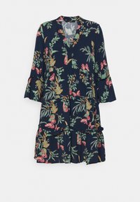 Marinblå floral klänning med trekvartslånga ärmar, med en v-ringning och volangskikt, prydd med färgglada blad- och fjärilsmönster.