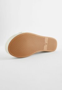 Next FOREVER COMFORT STUDDED REGULAR FIT - Mules - bone