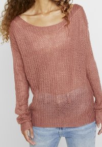Missguided Petite Strickpullover - pink