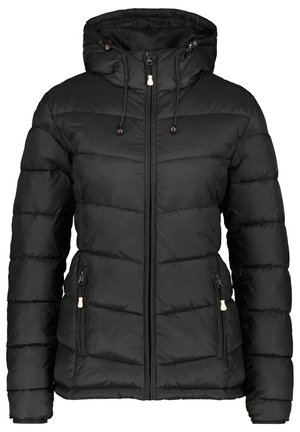 Zwarte gewatteerde hoodie-jack met een ritssluiting aan de voorkant en ritszakken, met verstelbare trekkoorden op de capuchon voor een goede pasvorm.