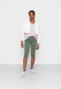 Noisy May NMMATHILDE LOOSE LONG - T-shirt básica - pastel lilac