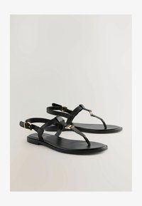 Unselected, black leather