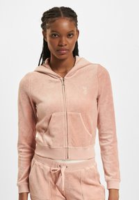 Unselected, rose dust