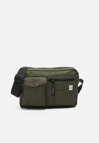 Não selecionado, forest night