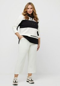 Ulla Popken 7/8 BÜGELFALTEN, ELASTIKBUND, BINDE - Broek - white