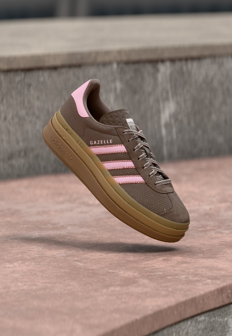 adidas Originals GAZELLE BOLD earth strata/clear pink/clay strata/brown
