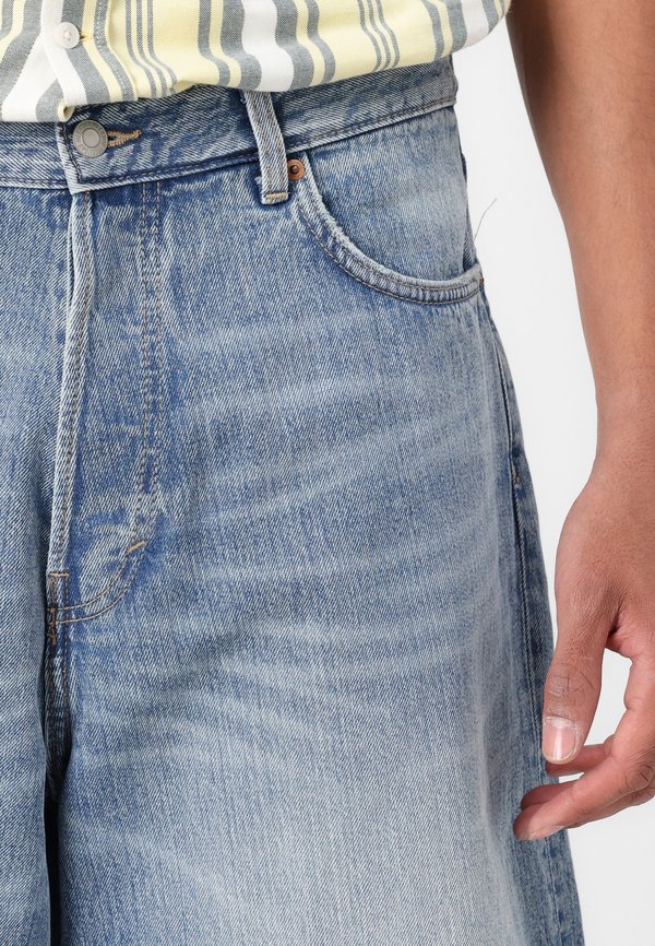 ASTRO LOOSE BAGGY  - Denim shorts2