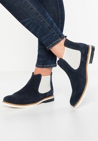 s.Oliver Ankle boot